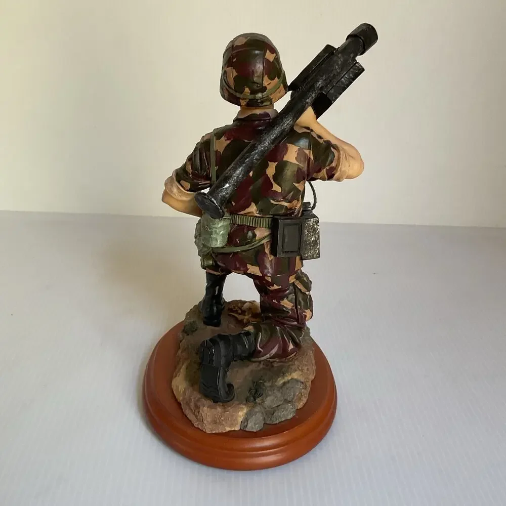 American Heroes Vanmark 1999 “Stinger Defense” Soldier Figurine Limited Edition - Picture 3 of 8